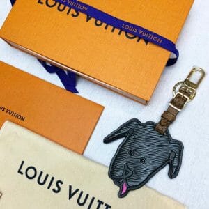 Louis Vuitton Grace Coddington Dog Bag Catogram bag Charm keyring