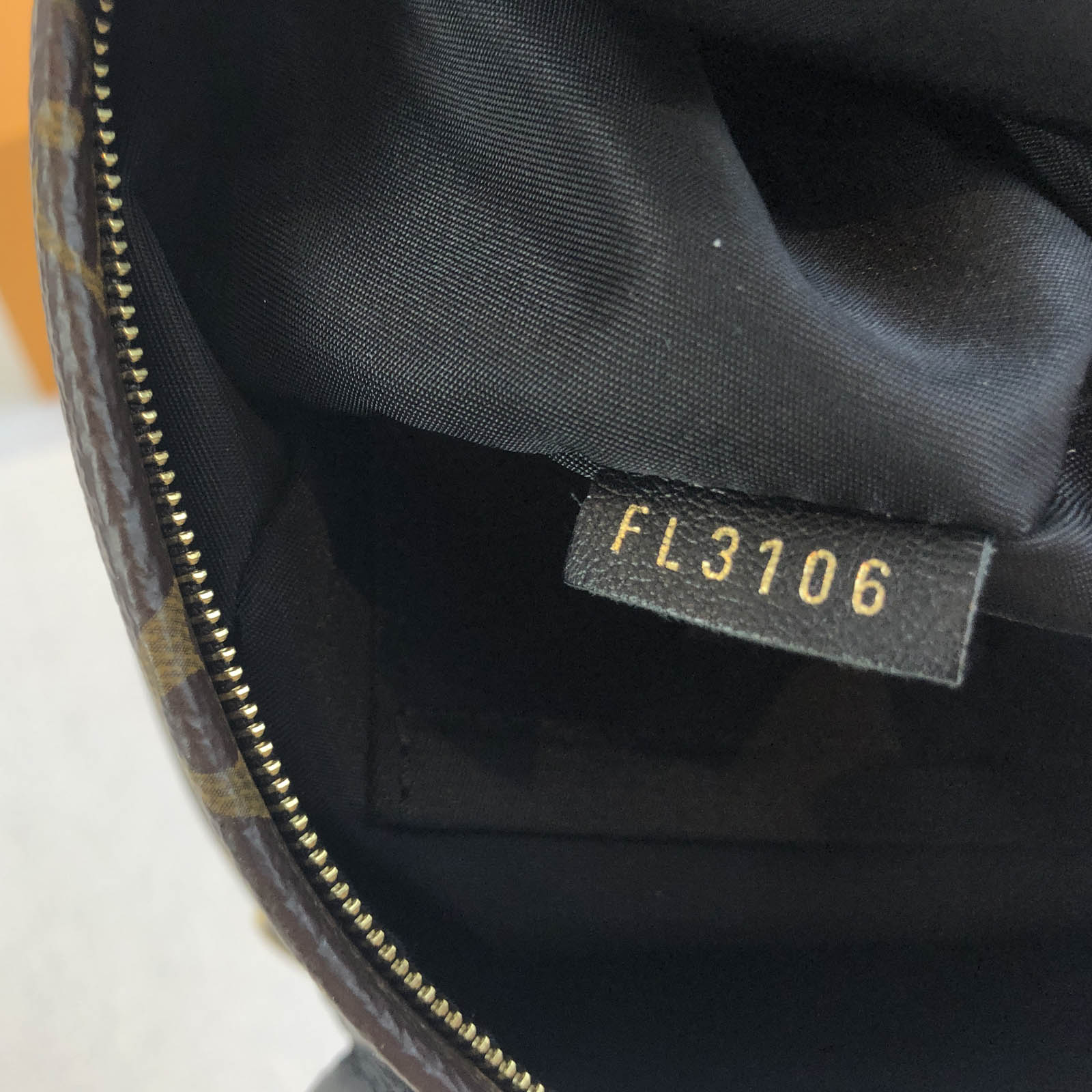Lv Palm Springs Backpack Mini Date Code