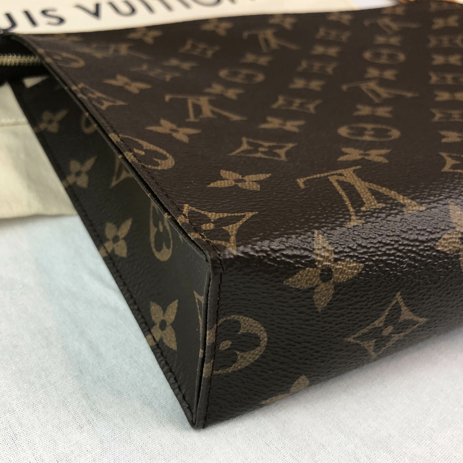 Louis Vuitton Toiletry Pouch 26 Monogram Clutch Bag - Handbagholic