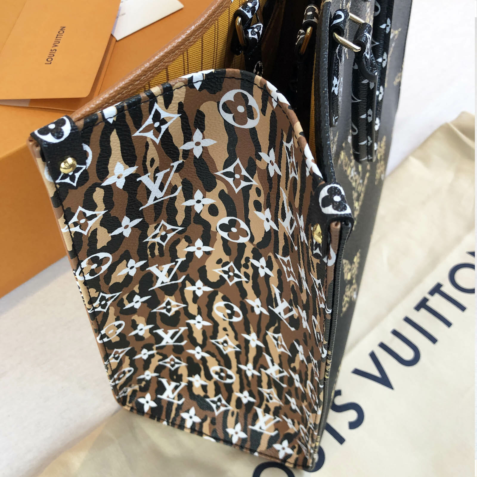 Louis Vuitton Jungle Print On The Go OnTheGo Bag Black and Orange - Handbagholic