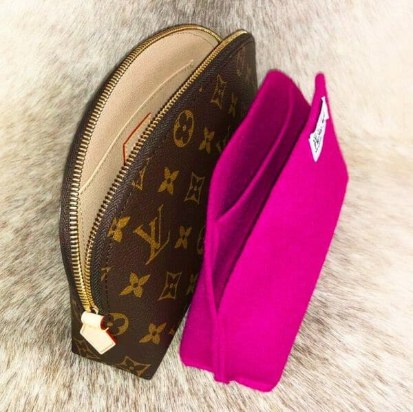 Louis Vuitton cosmetics pouch GM Liner to protect the lining organiser