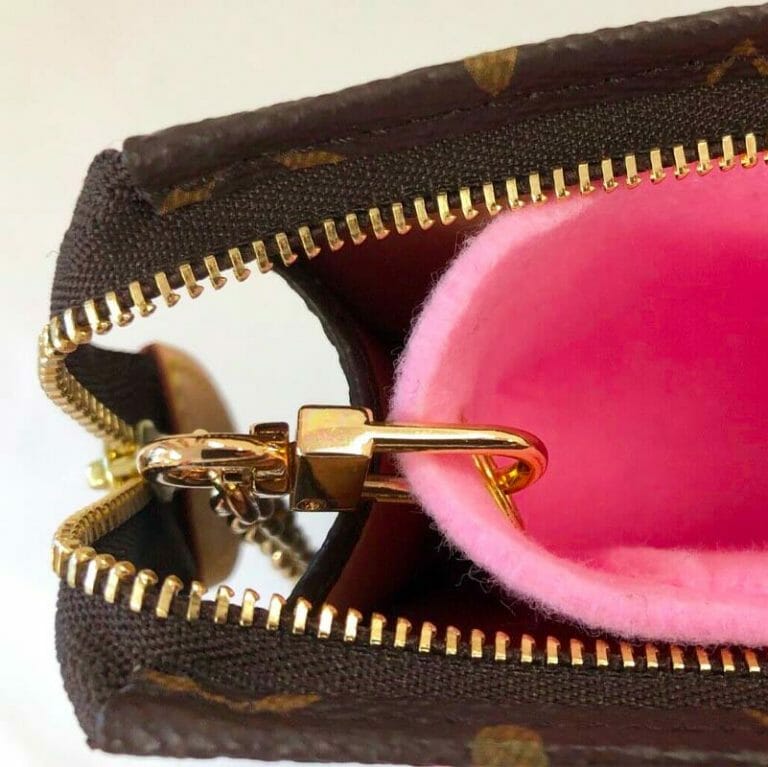 toiletry pouch on chain lv
