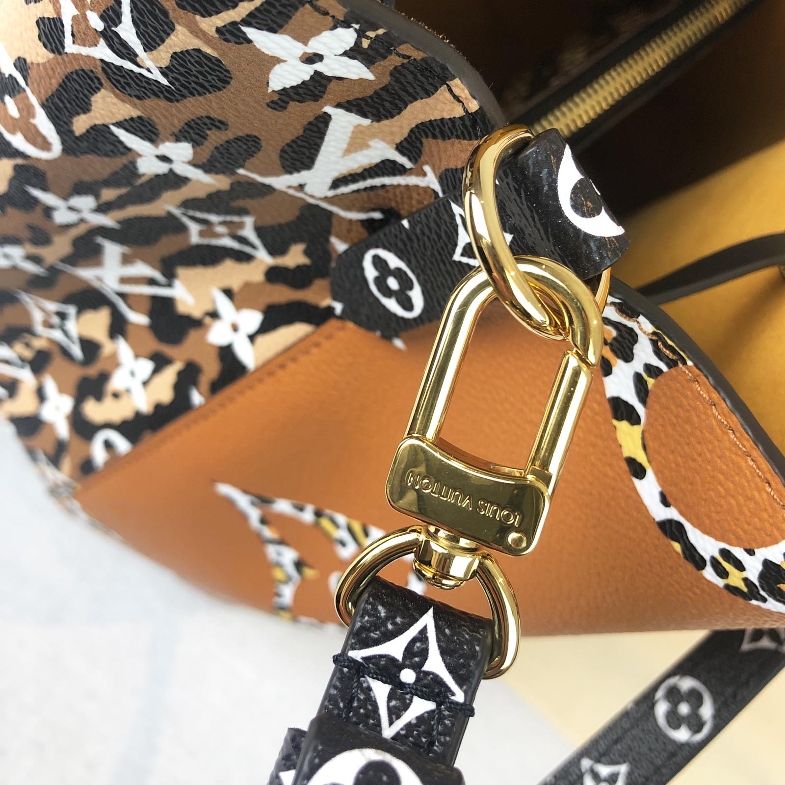 Louis Vuitton Neo Noe Jungle in Caramel Handbagholic