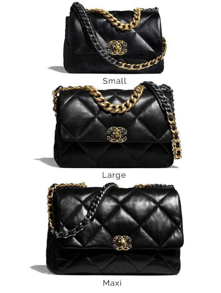 CHANEL 19 MEDIUM VS LARGE-Comparison,What Fits, Mod shots - Which one  should you BUY? 