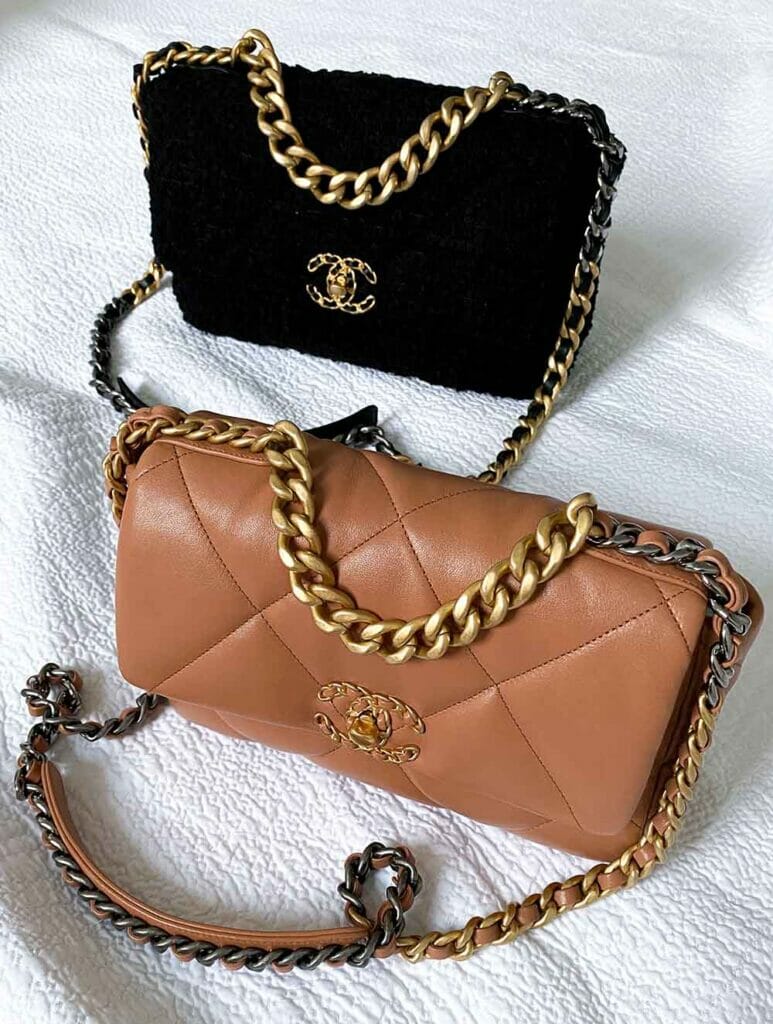 Chanel Small 19 flap bag gold lambskin 21P