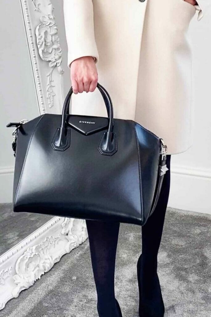 Givenchy antigona medium black smooth leather bag