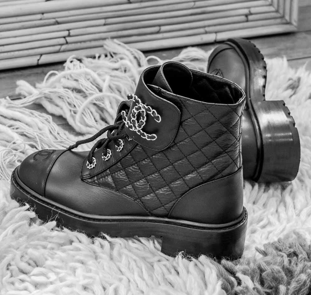 Chanel Sneakers for women  Buy or Sell your Chanel Shoes - Vestiaire  Collective