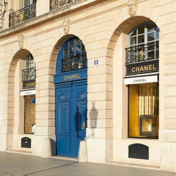 How Much Do Chanel Sales Associates Earn? THE TRUTH! Handbagholic